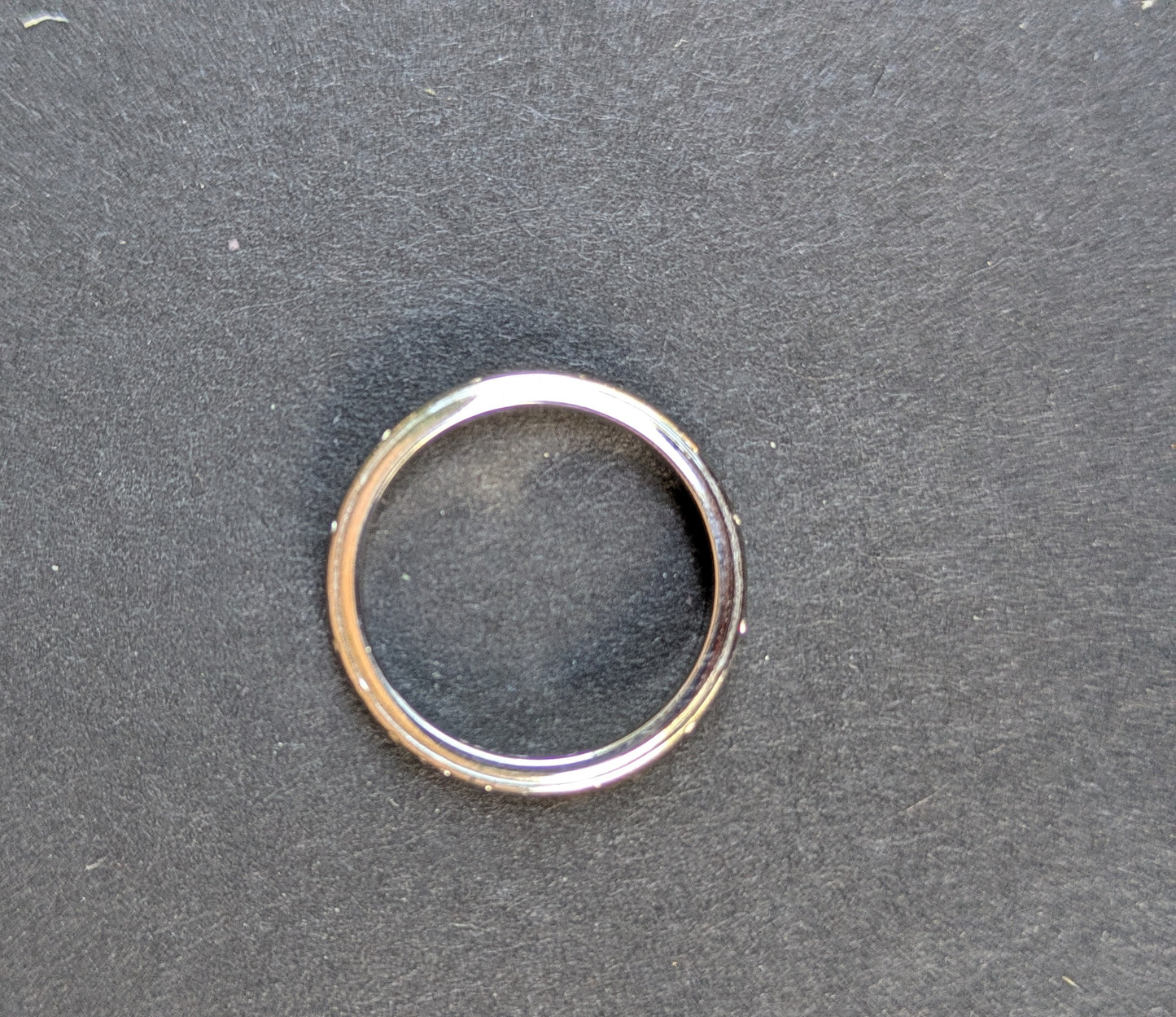 18k Coin Edge Engraved White Gold Band