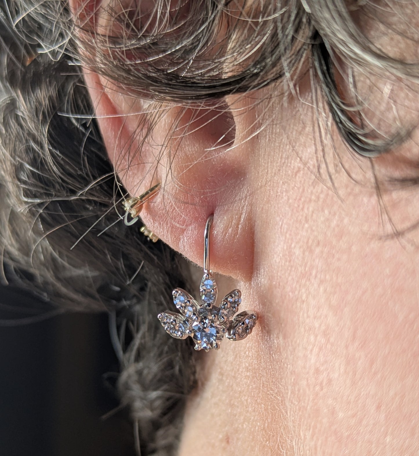 14kt White Gold Diamond Earrings