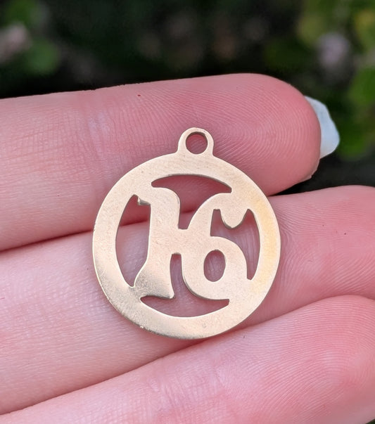 1940's 14k "16" Charm