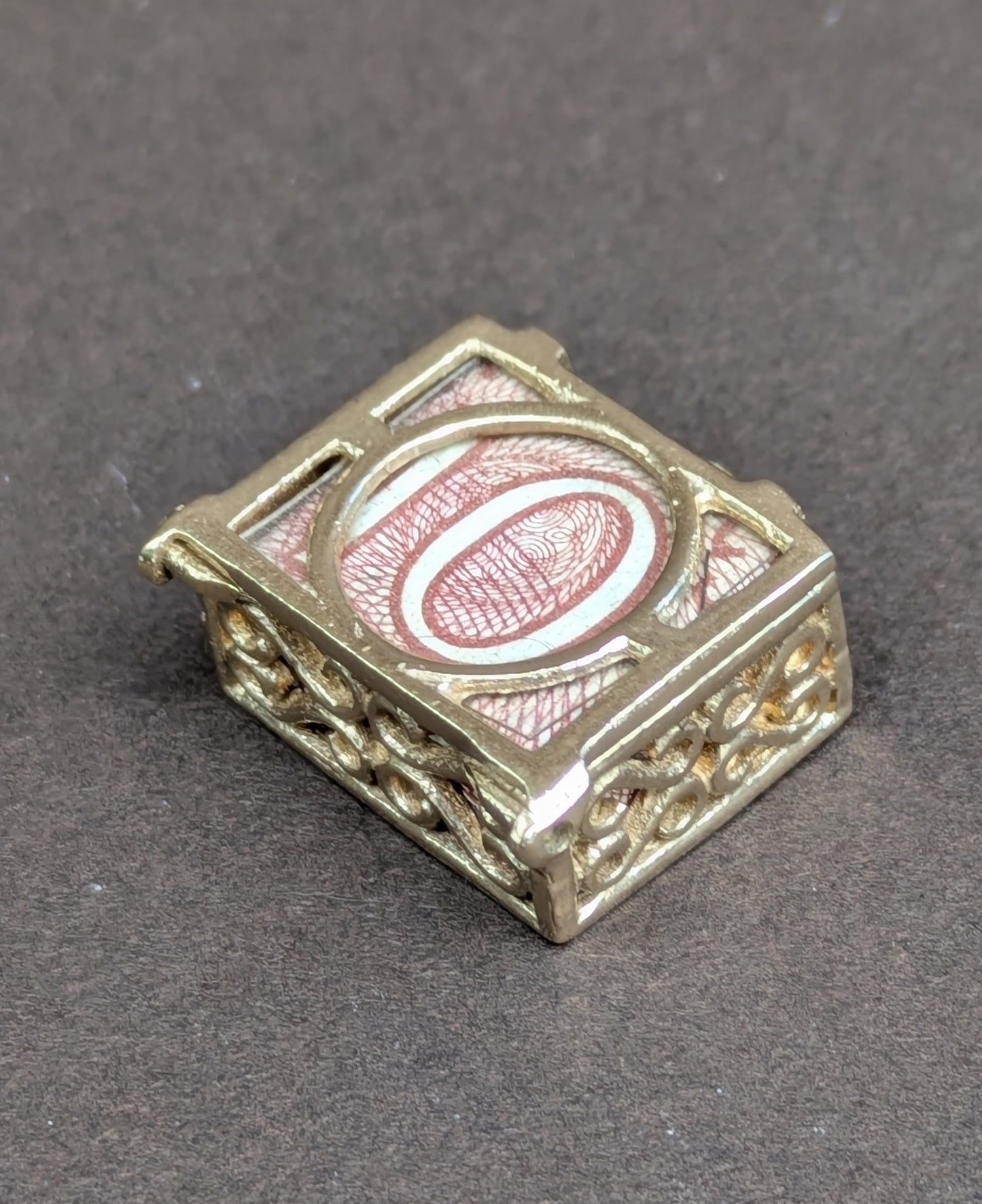 9k "Mad Money" Charm with English Hallmark