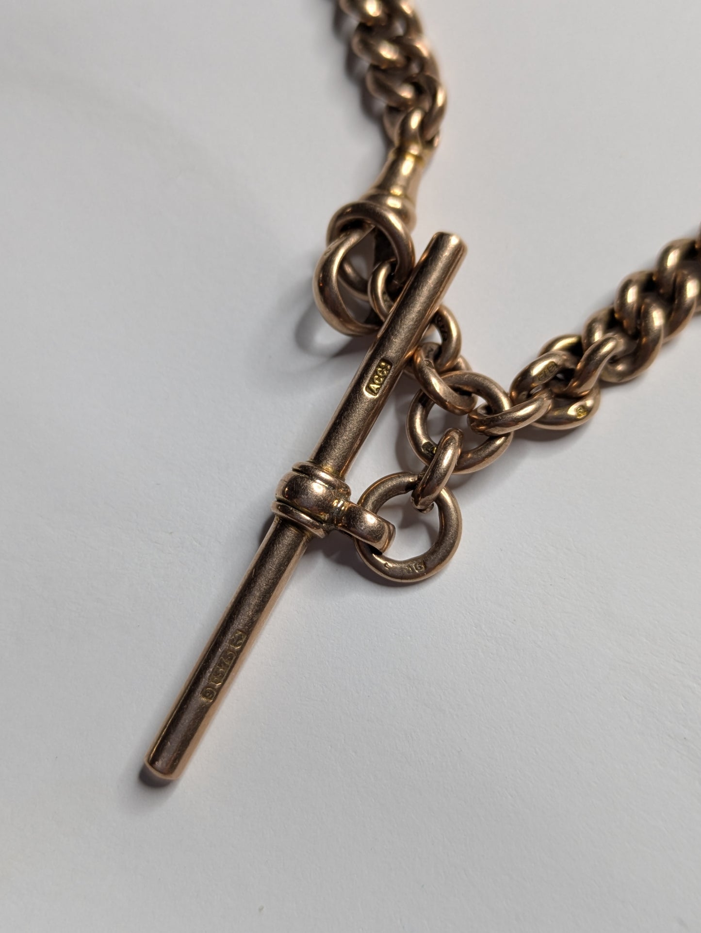 9k English Wide Graduated Curb Watch Chain with Dog Clip and T Bar