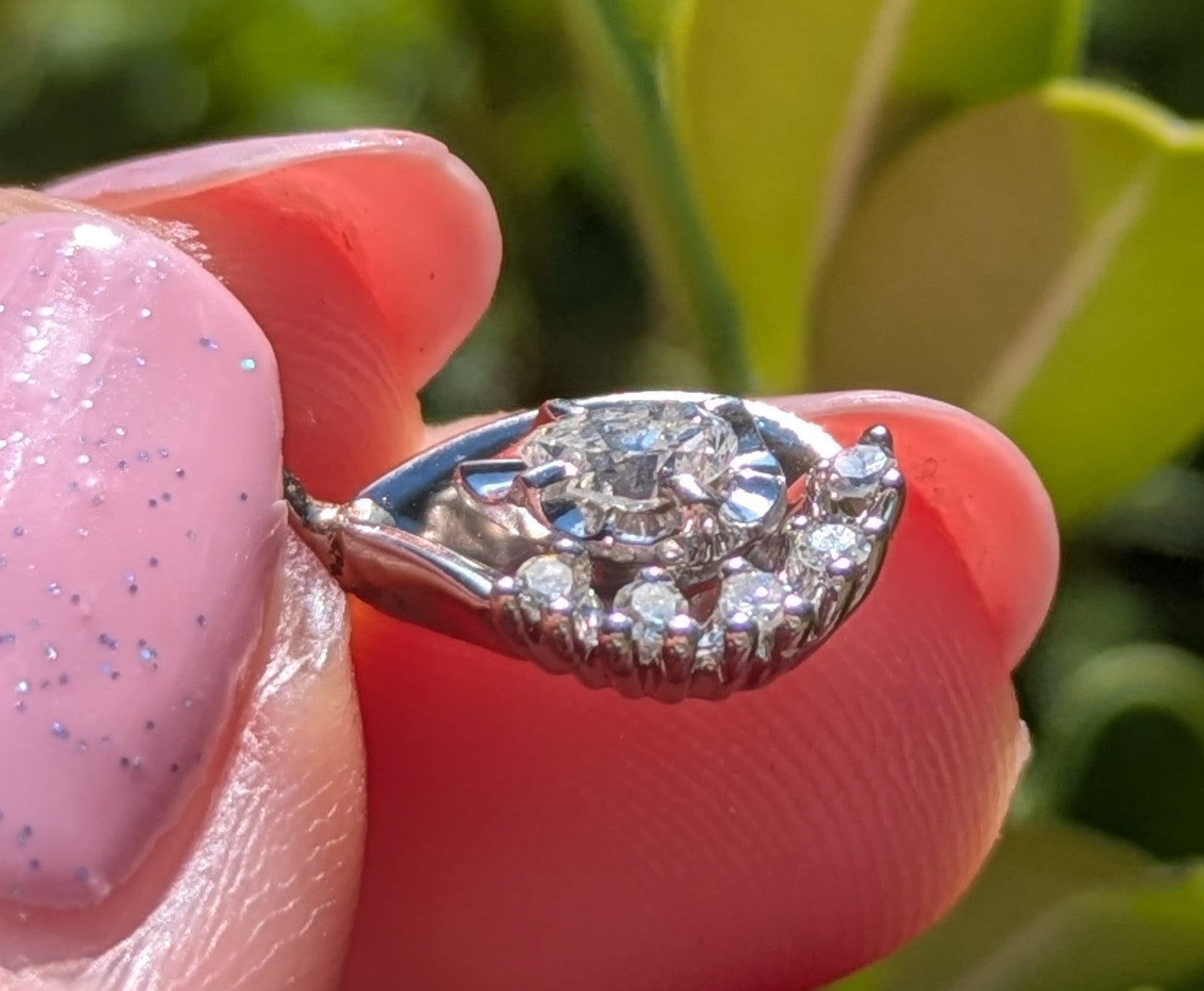 4 Round Pear-Shaped White Gold 14kt Pendant Conversion