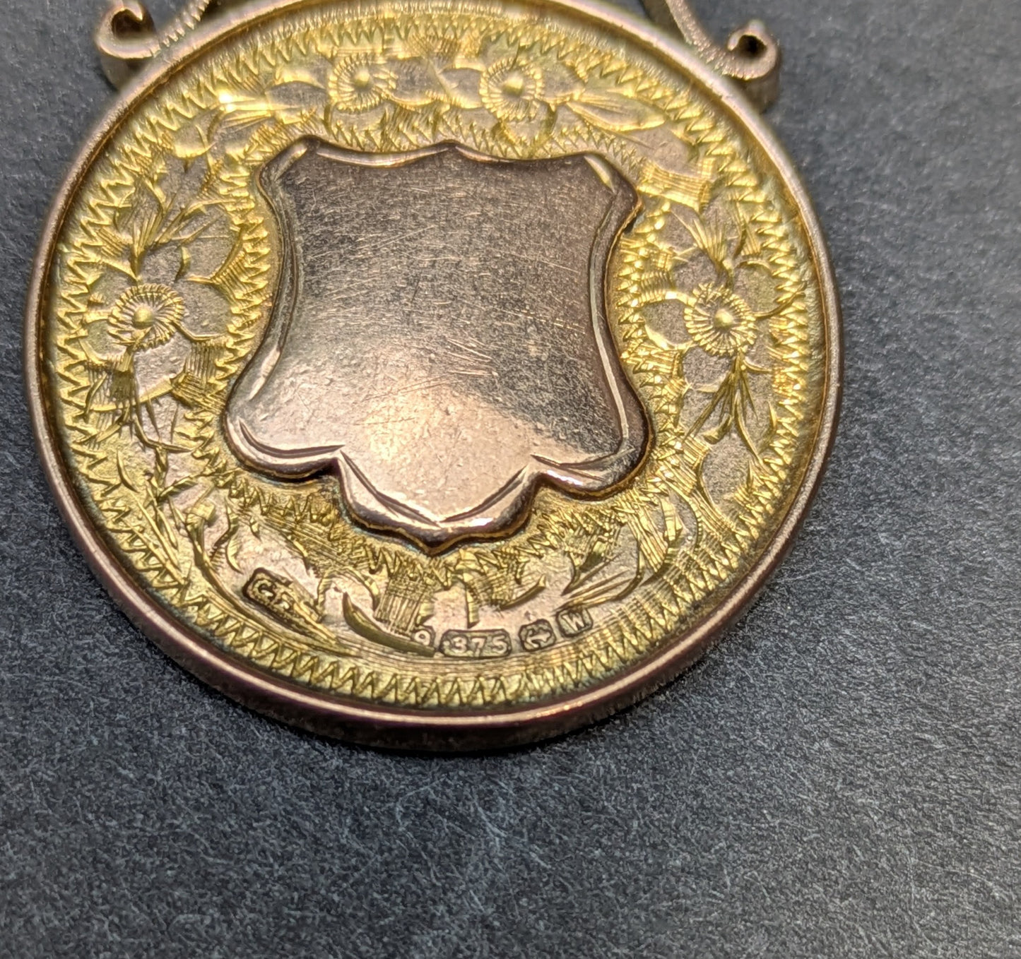 9k English Enamel Shield Fob