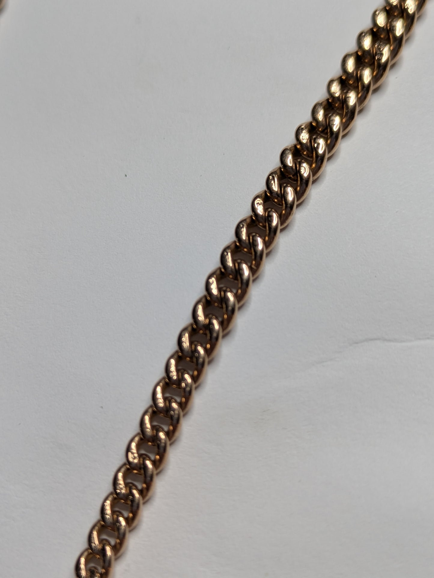 9k Graduated Curb English Watch Chain with T Bar and Dog Clip