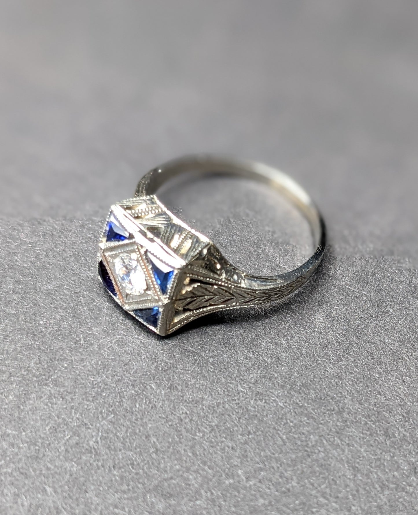 Art Deco Diamond and sapphire ring