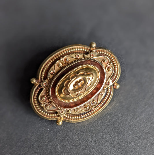 Gold Cannetille brooch 19kt with original pin and fastener