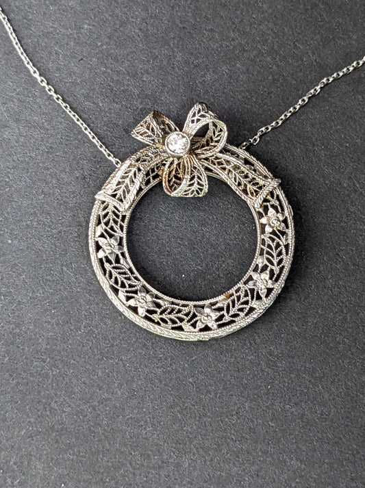 18k White gold filigree and diamond necklace