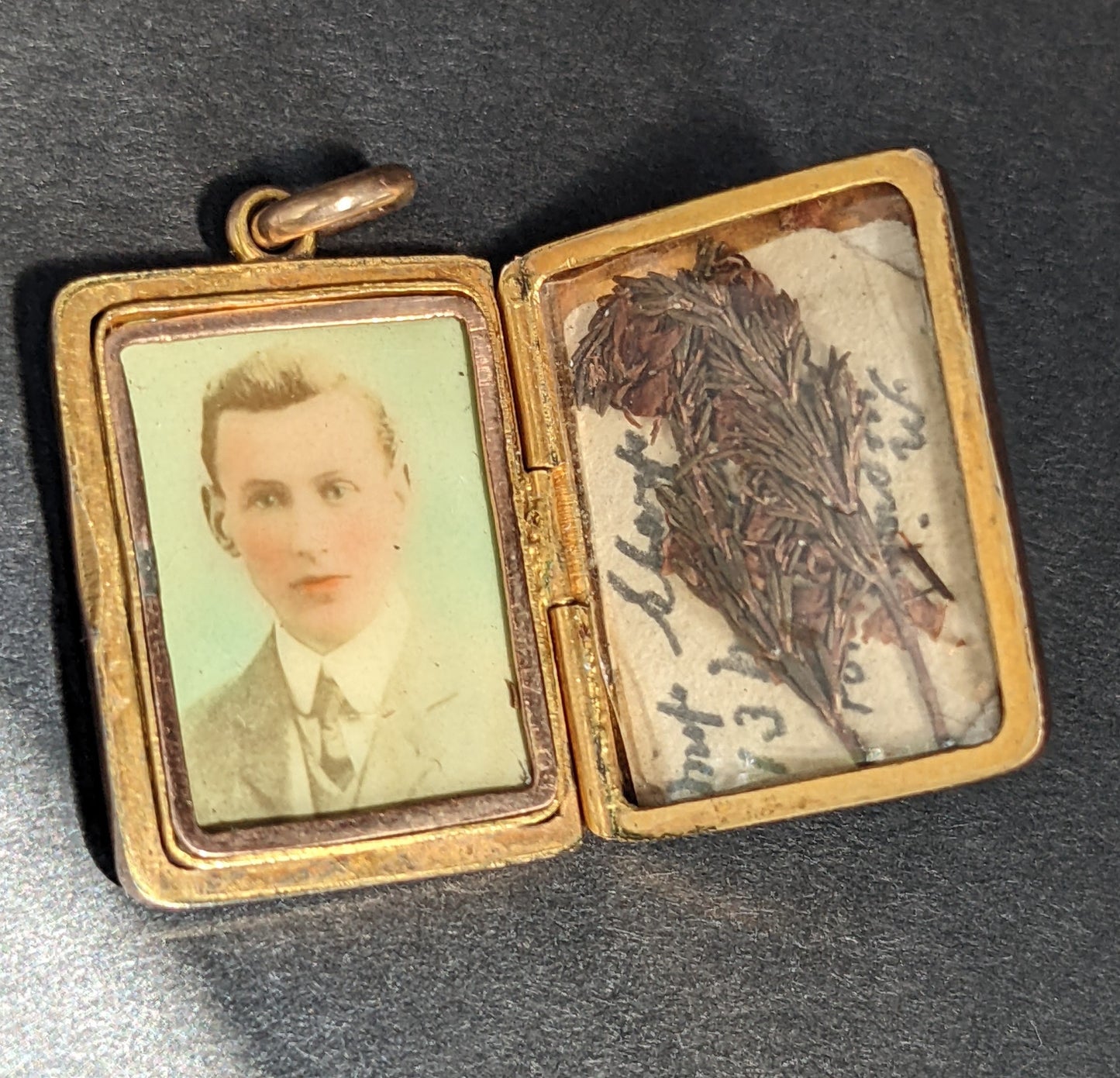 English 9k Rectangular Locket