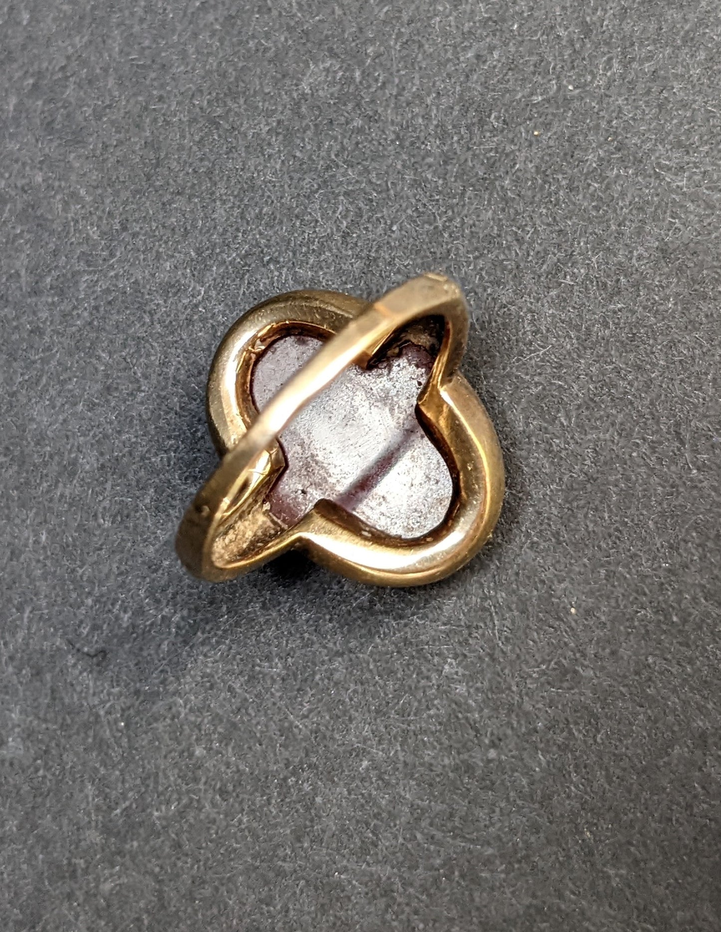 Cabochon Agate Ring 9k