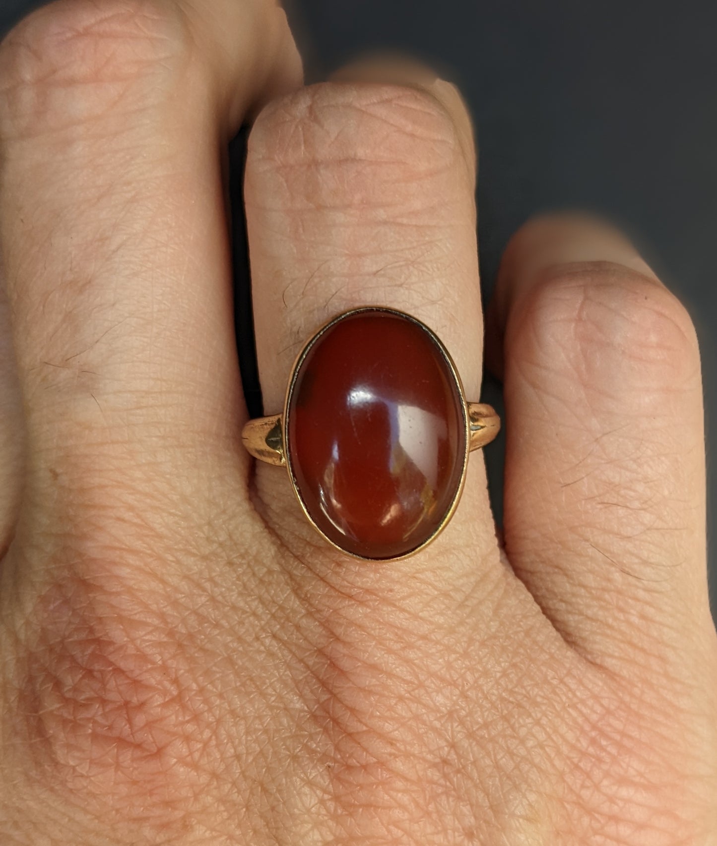 Cabochon Agate Ring 9k