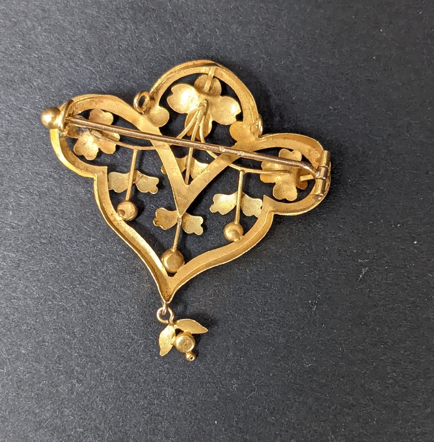 French 18k+ Art Nouveau floral brooch/pendant
