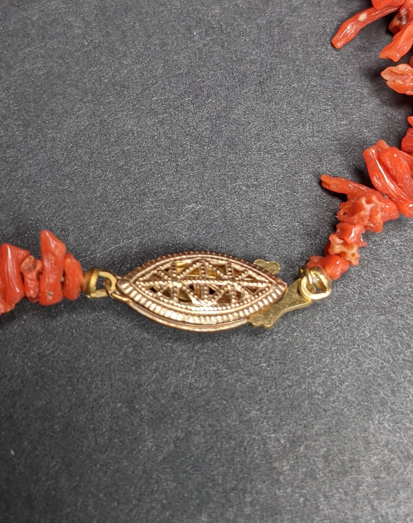 Branch coral necklace