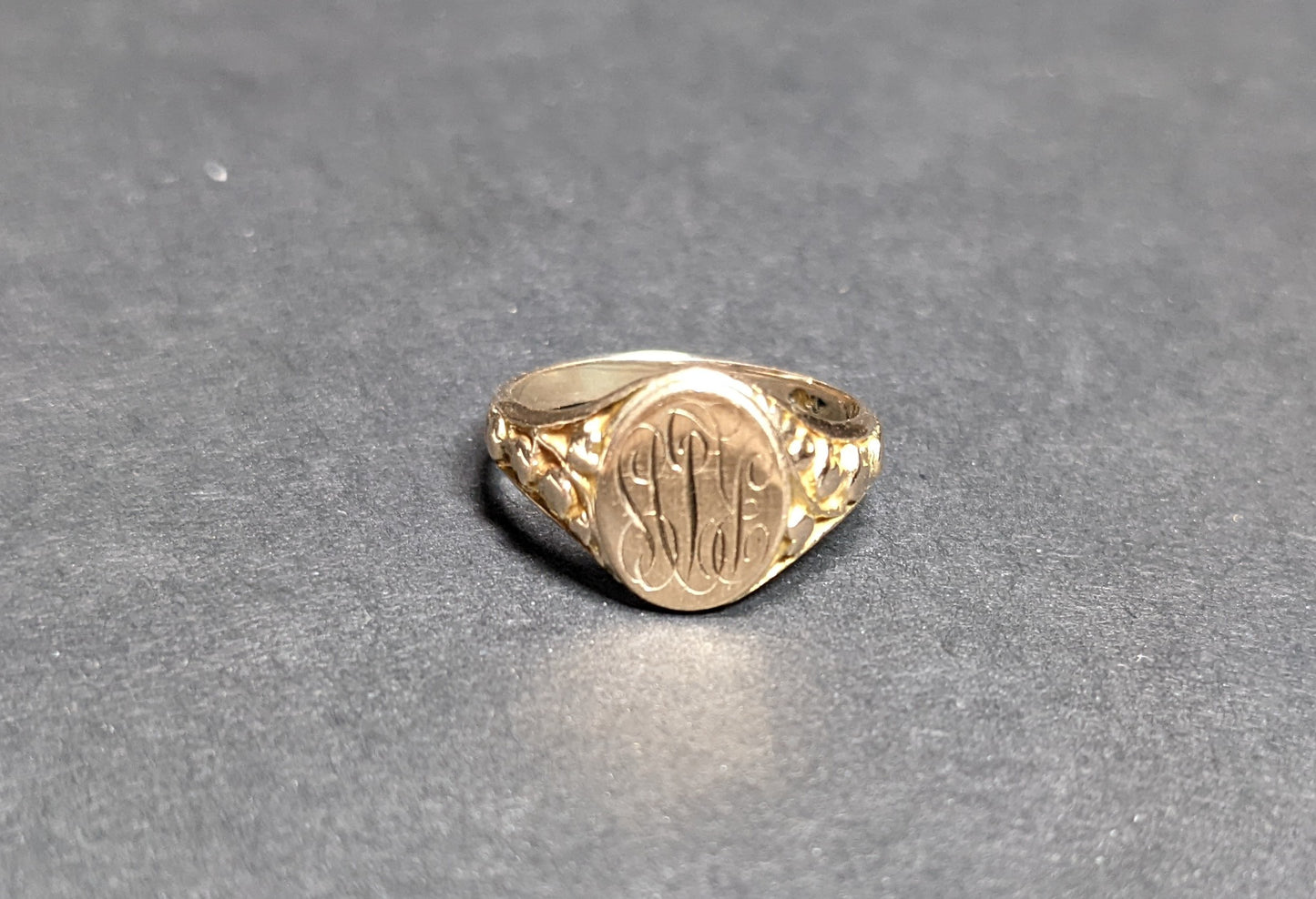 Floral Monogrammed Pinky Signet Ring