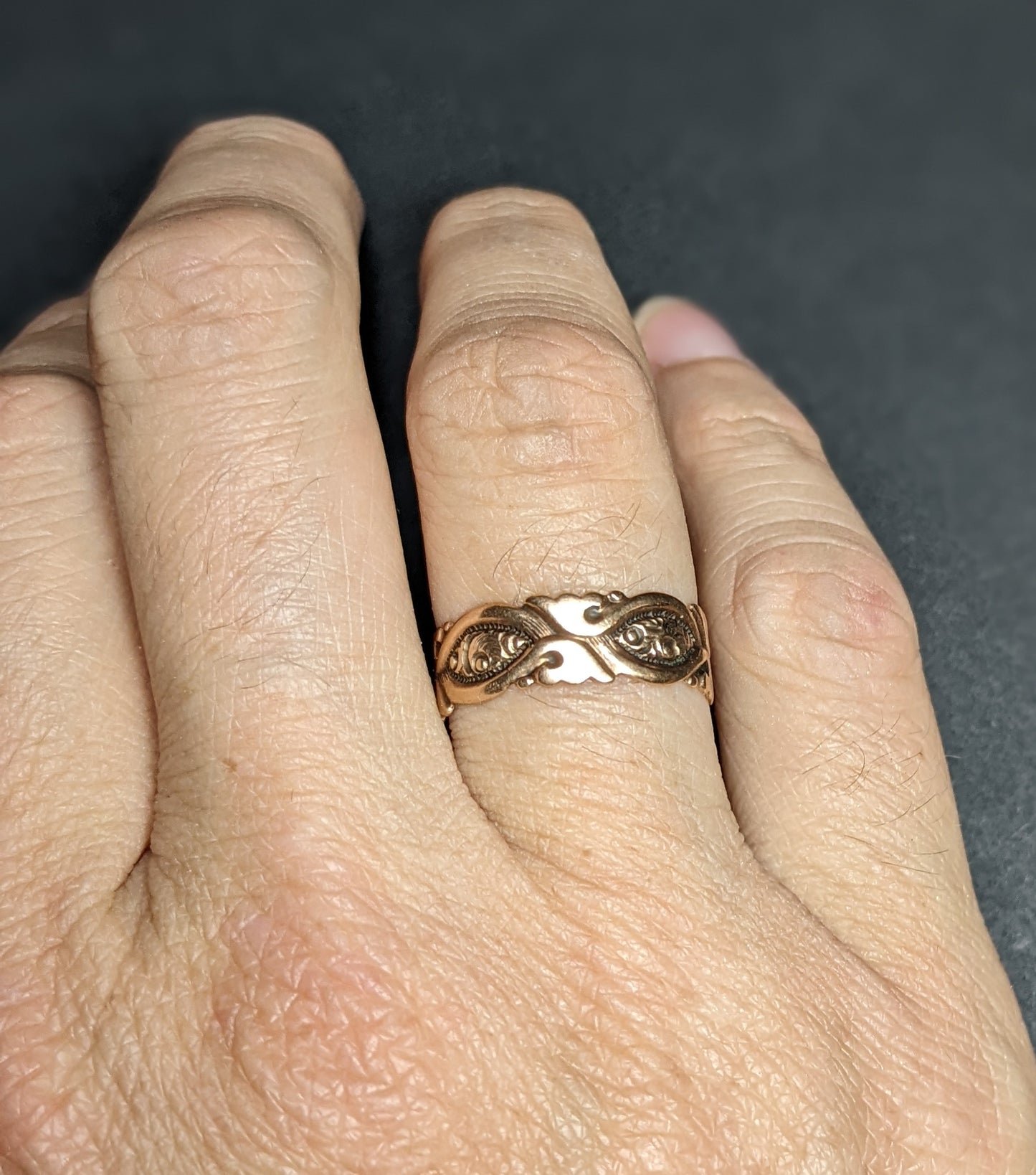 Antique 10kt Wide Band with Engraved Leaves