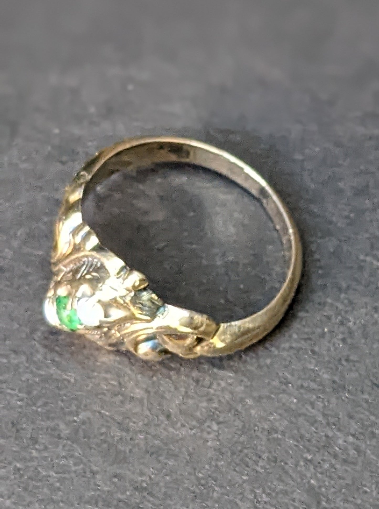 10Kt Green garnet ring, rose gold with etching