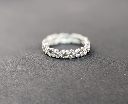 9Kt Diamond Band Floral Vine Work (13)