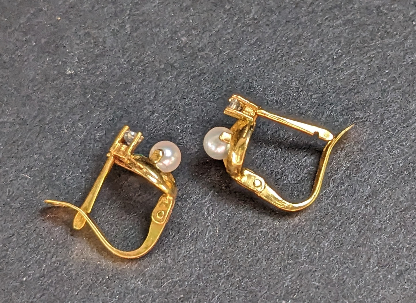 German 8Kt Small Pearl and Crystal Leverback Earrings