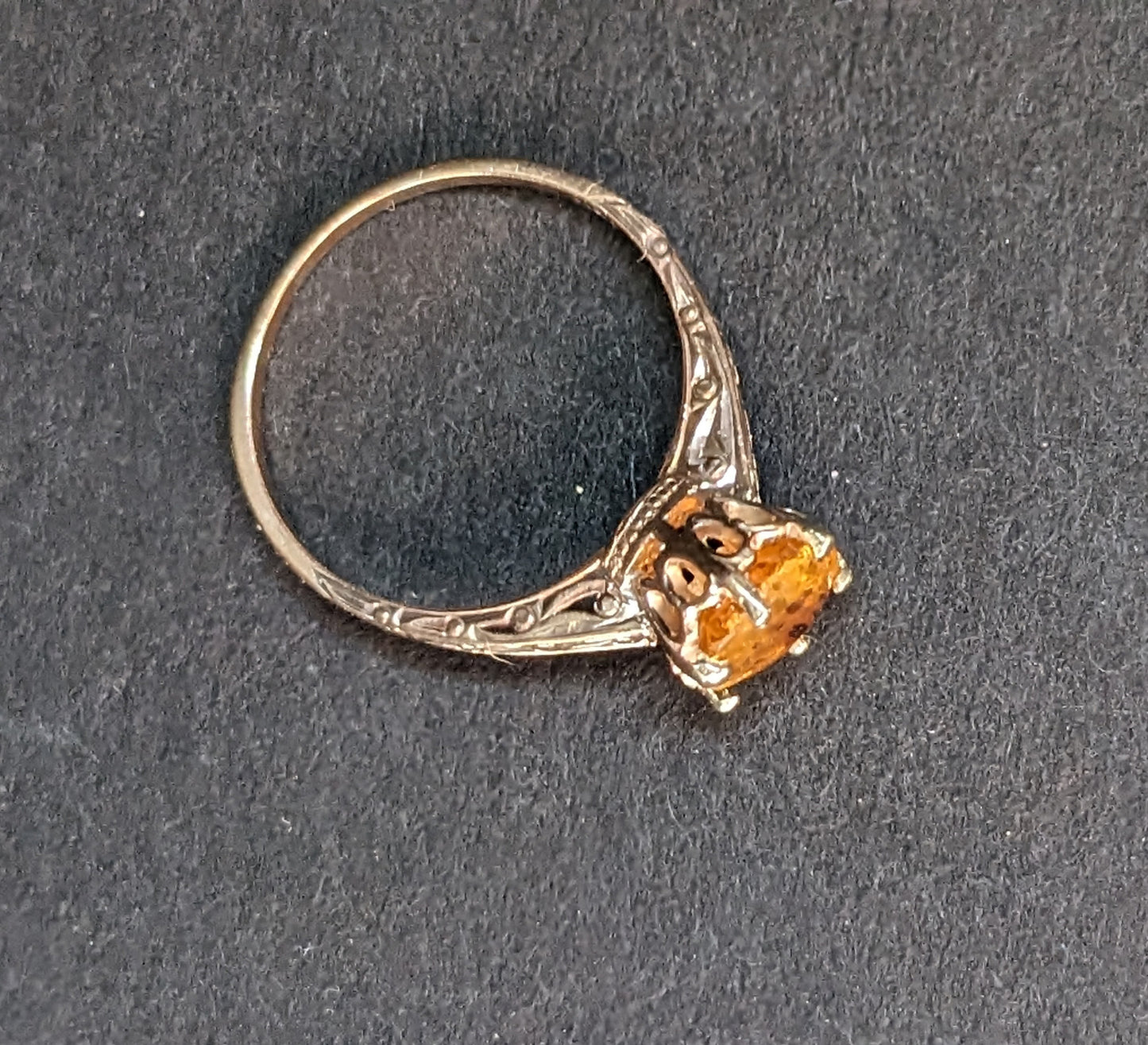 10Kt Citrine Engraved ring Circa 1910