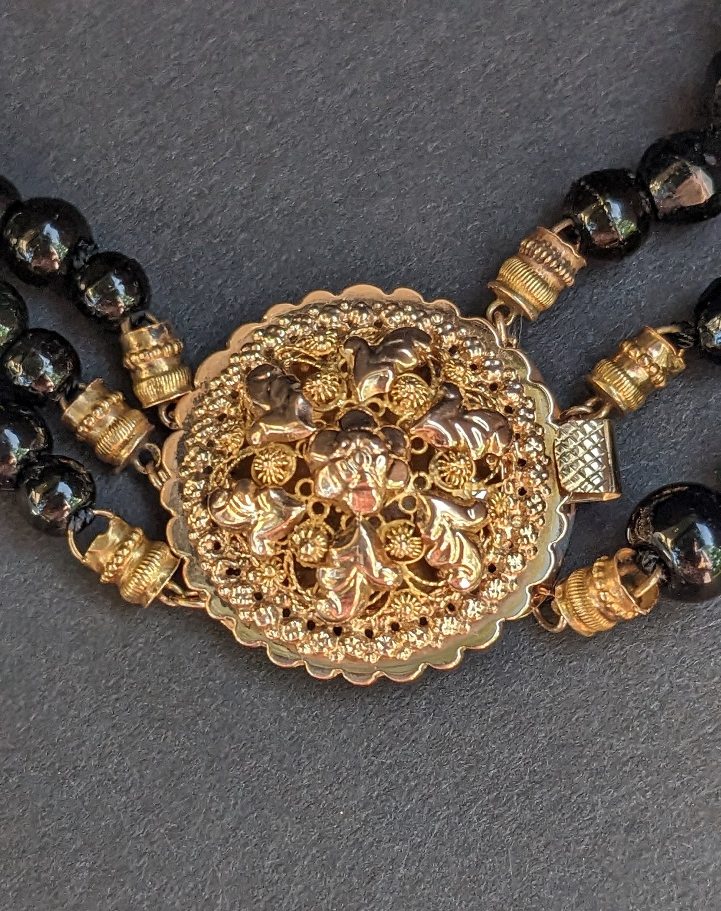 14k Dutch 3 String Onyx Choker