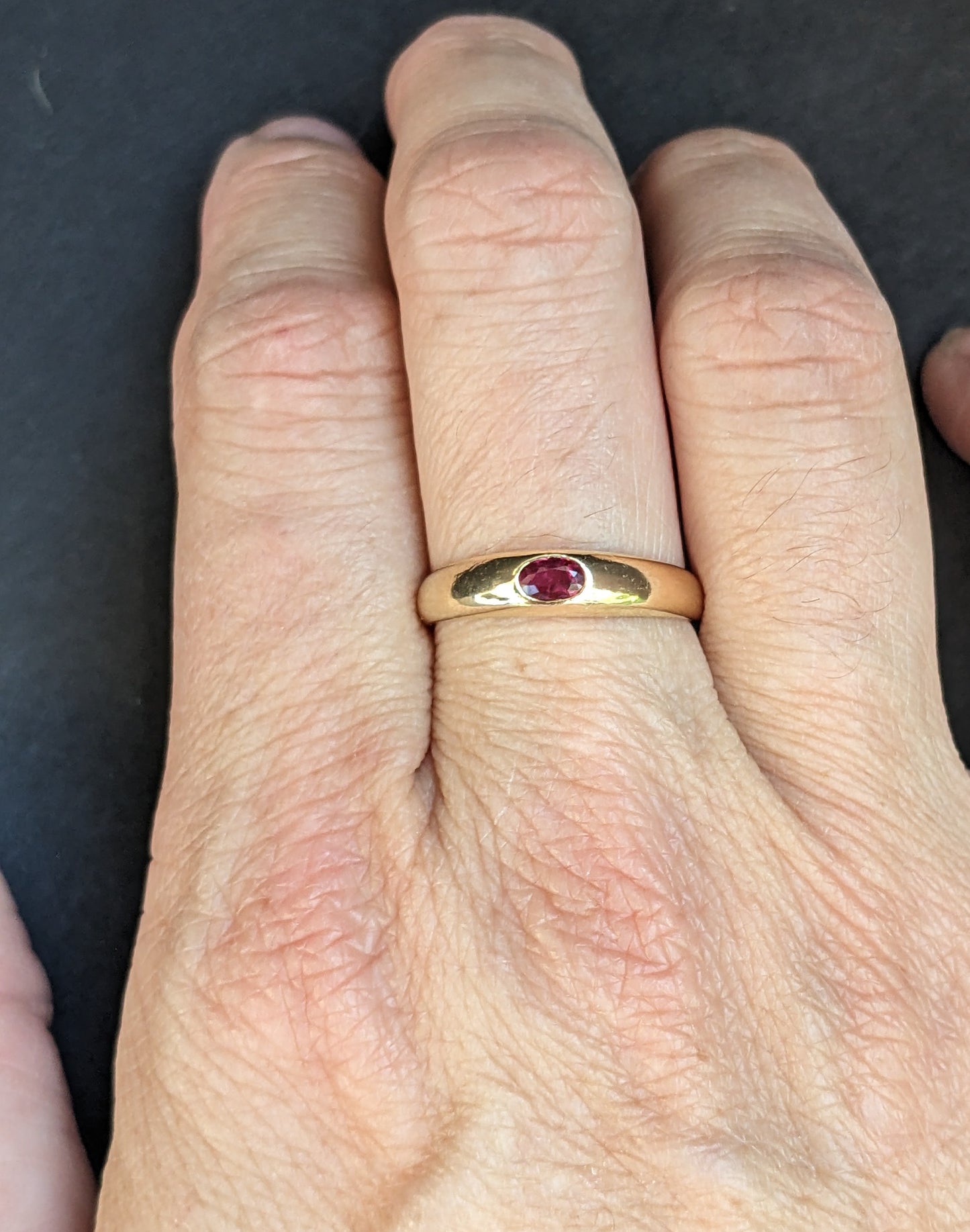 18Kt Gypsy Set Ruby Ring