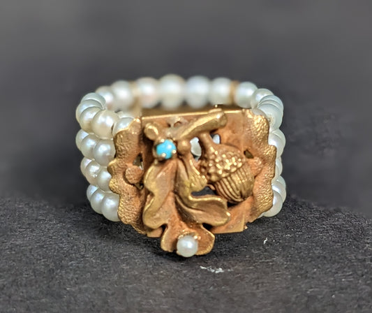 18Kt English Buckle Seed Pearl and Turquoise Ring